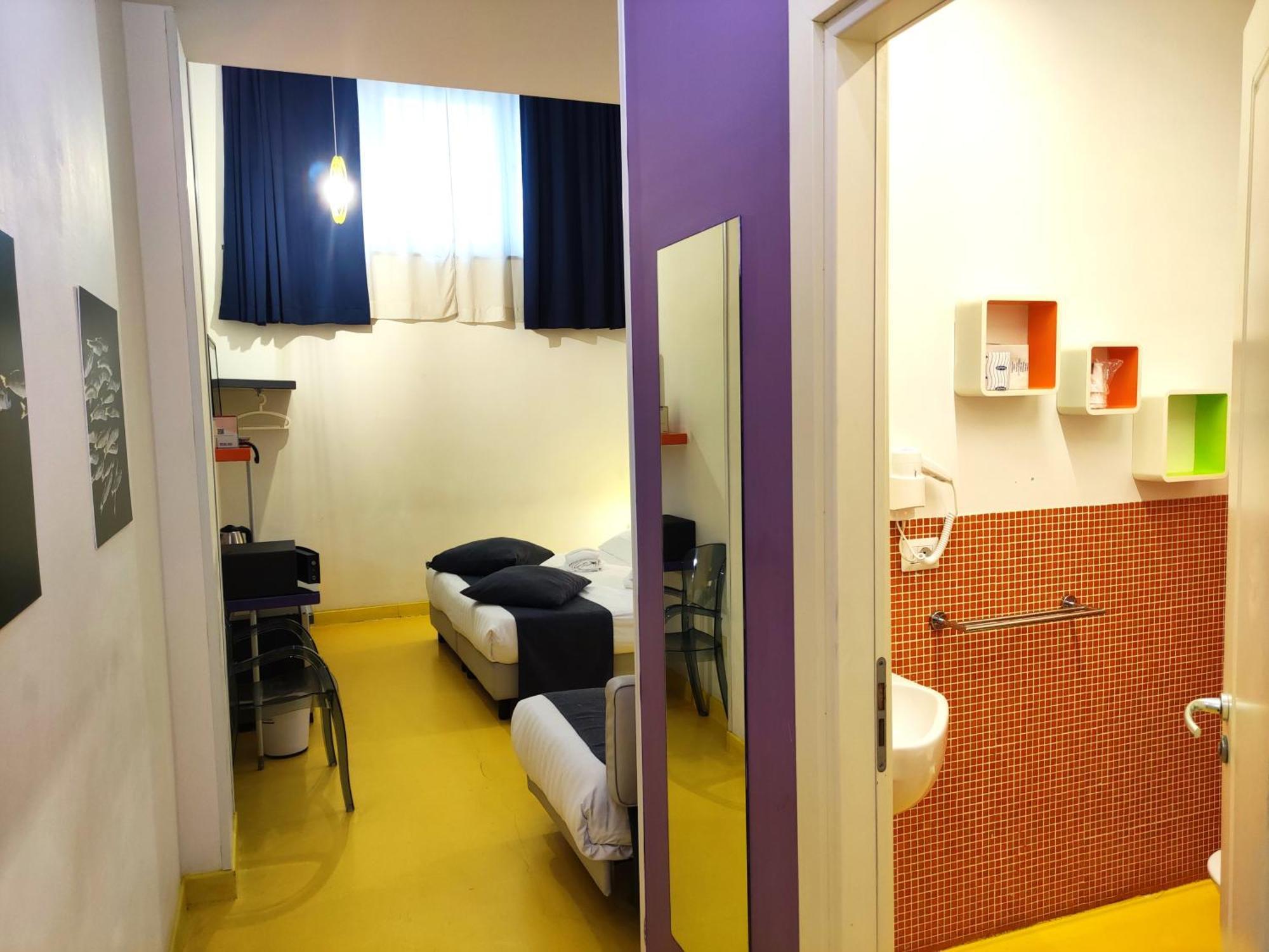 Correra 241 Lifestyle Hotel Napels Buitenkant foto