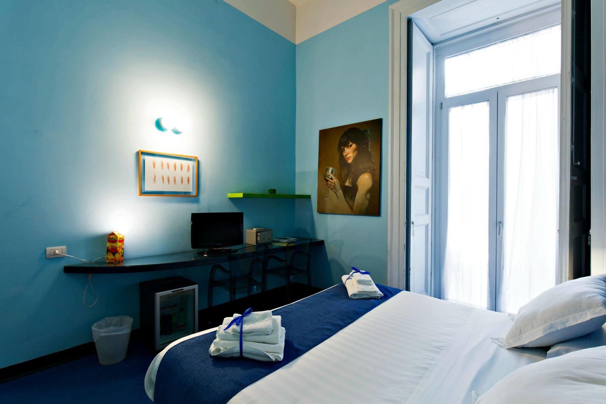 Correra 241 Lifestyle Hotel Napels Buitenkant foto